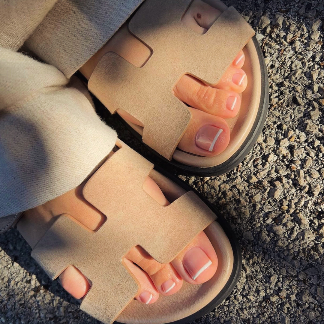 Pose vernis semi permanent pieds